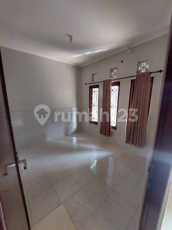 Minimalist 2-Bedroom House with Garden Near Seminyak