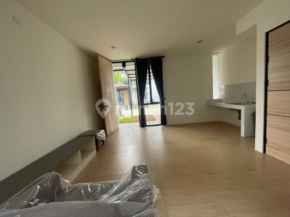 Modern 2-Bedroom House Near Lippo Karawaci