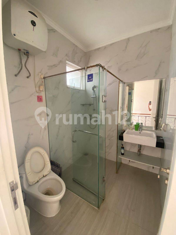 Spacious 4BR Townhouse in Greenwich Sheffield BSD
