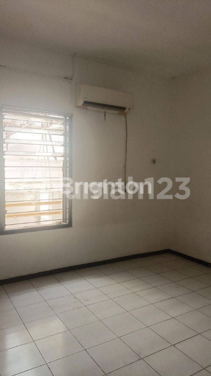 Spacious House Near Mall Kelapa Gading
