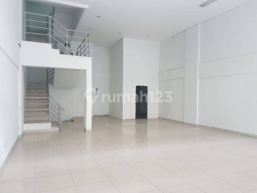 Spacious Commercial Building in Kelapa Gading