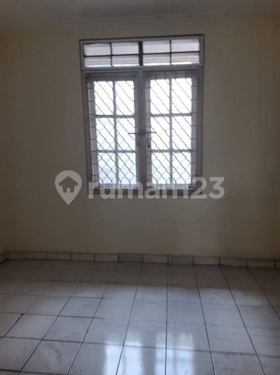 Two-Story Townhouse in Taman Palem Lestari