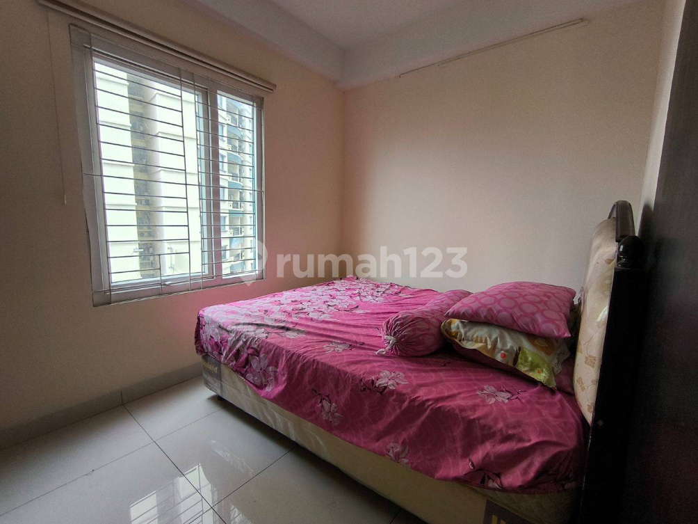 Strategic Kemayoran Apartment with City Views