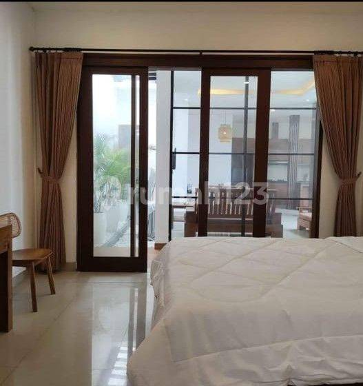 Modern 3-Bedroom Villa with Pool in Kerobokan