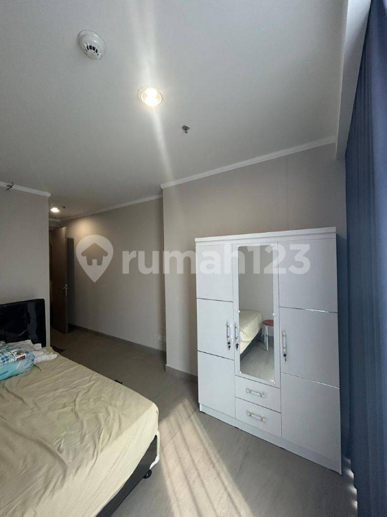Furnished 1-Bedroom Apartment Near JIEXPO Jakarta