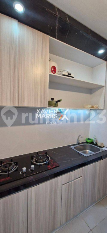 Semi-Furnished Studio Apartment with Mountain View