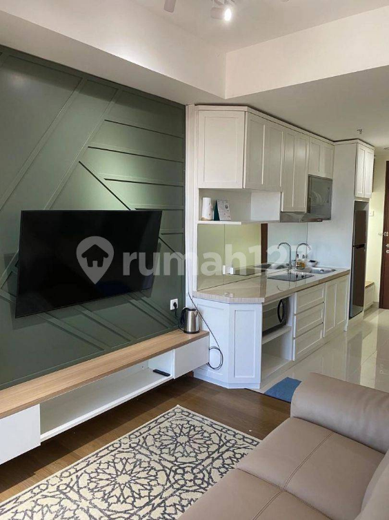 Furnished 2-Bed Apartment with Stunning Sea Views