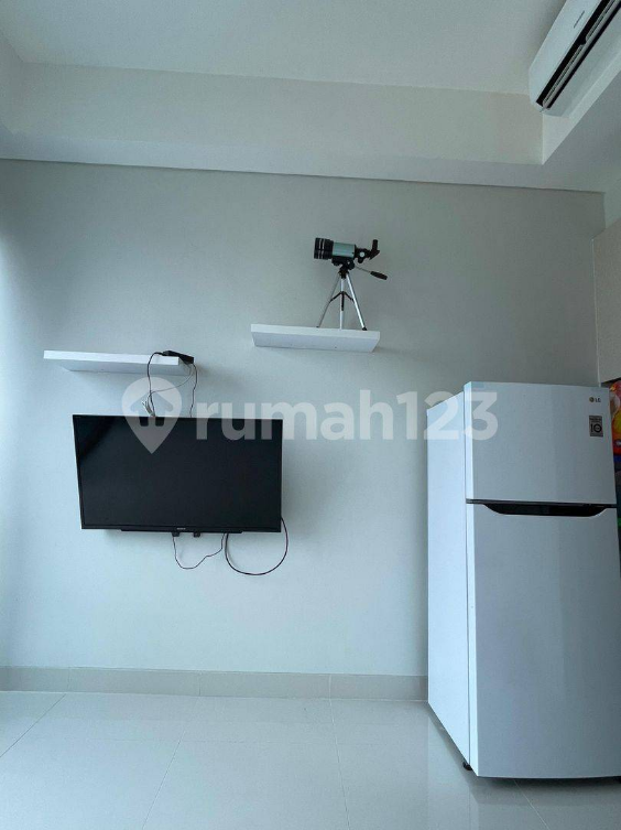 Modern Studio Apartment with City View