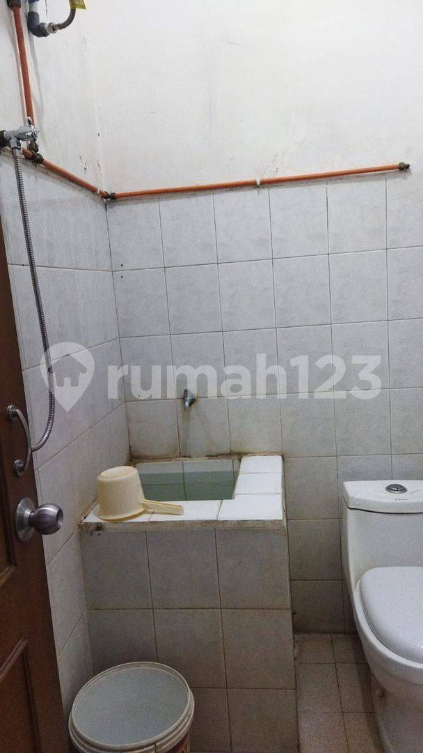 Spacious 2-Bedroom House with Garden in Antapani