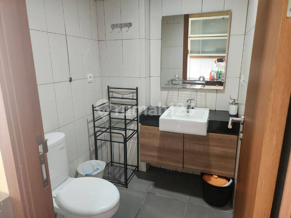 Furnished Studio Apartment with Pool View in Dago