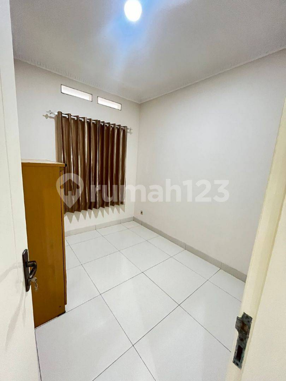 Spacious Family House with 4 Bedrooms in KBP