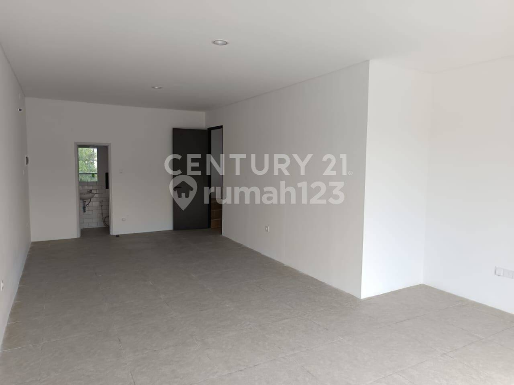 Modern Commercial Space in Lippo Cikarang