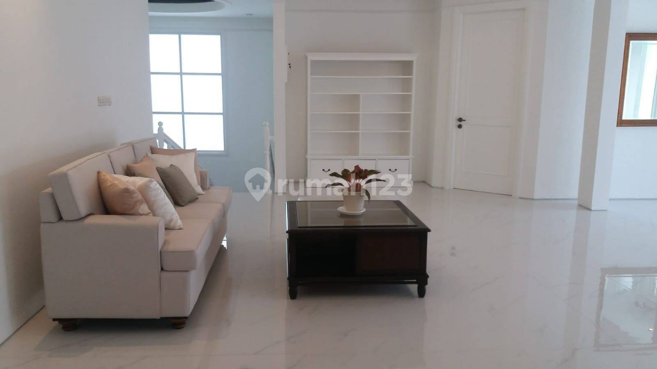 Modern Kemang House with Pool Near International Schools