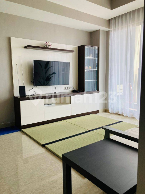 Modern 2-Bed Apartment with Designer Interior