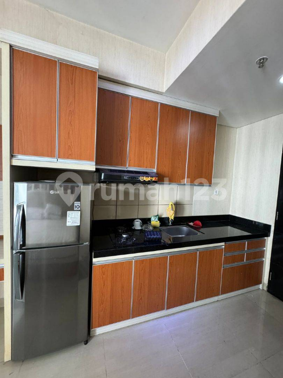 Furnished Studio Apartment with Pool View