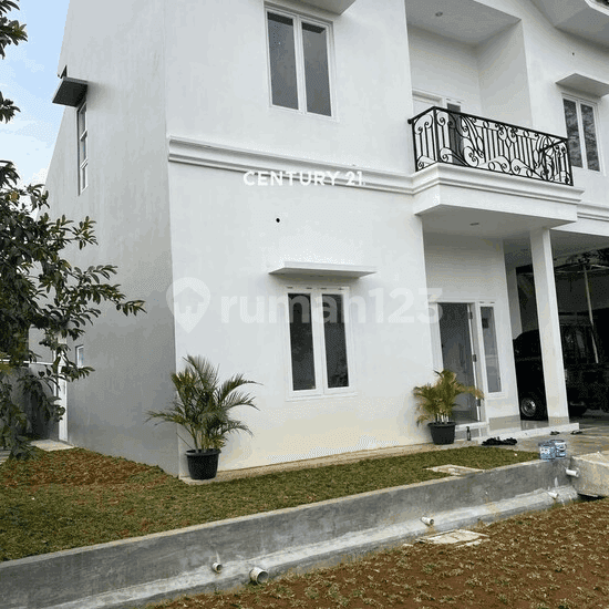 Modern Two-Story House with Garden in Strategic Location