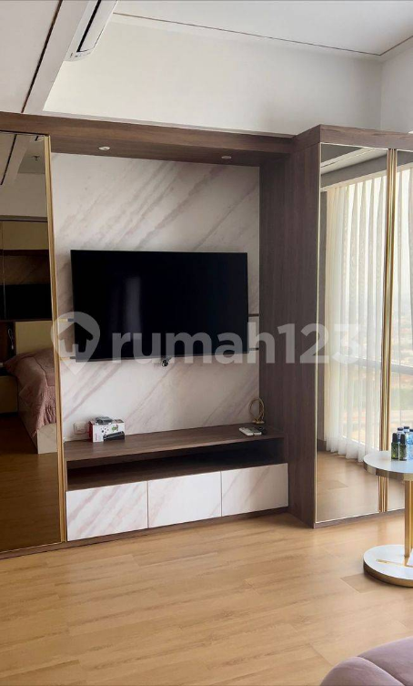 Luxurious 1BR Apartment in Sedayu City