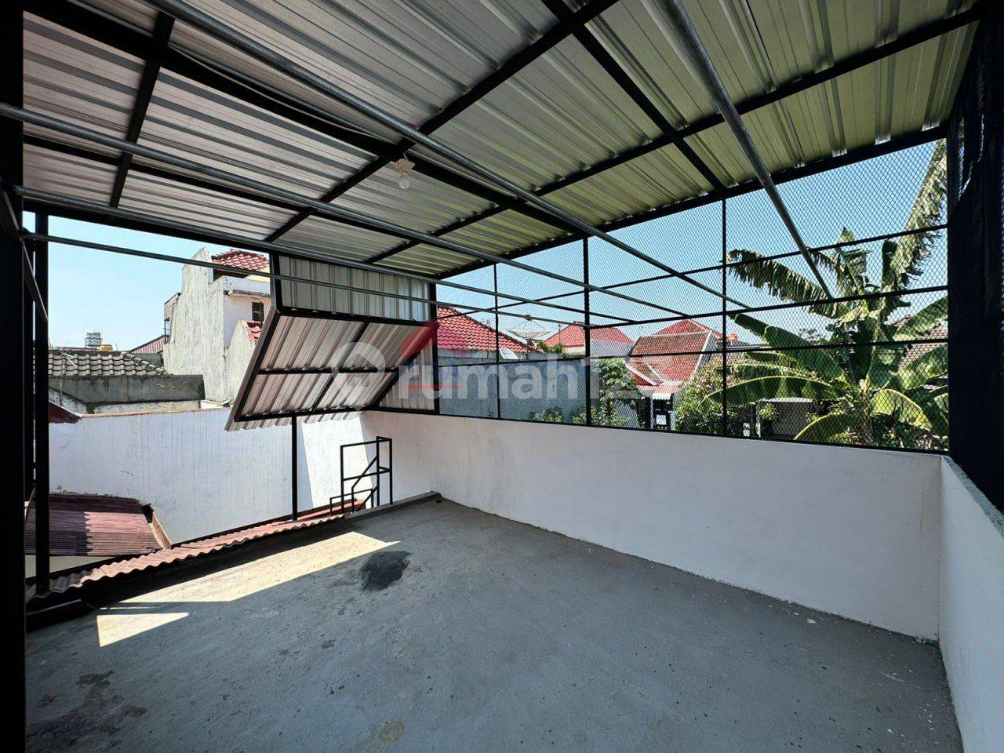 Modern 3-Bedroom House Near Toll Gate