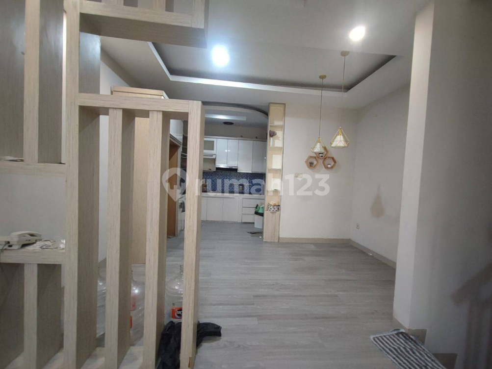 Modern 4+1 Bedroom House for Rent