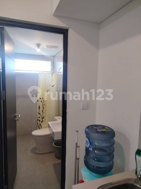 Furnished 1BR Apartment in Klaska Residence