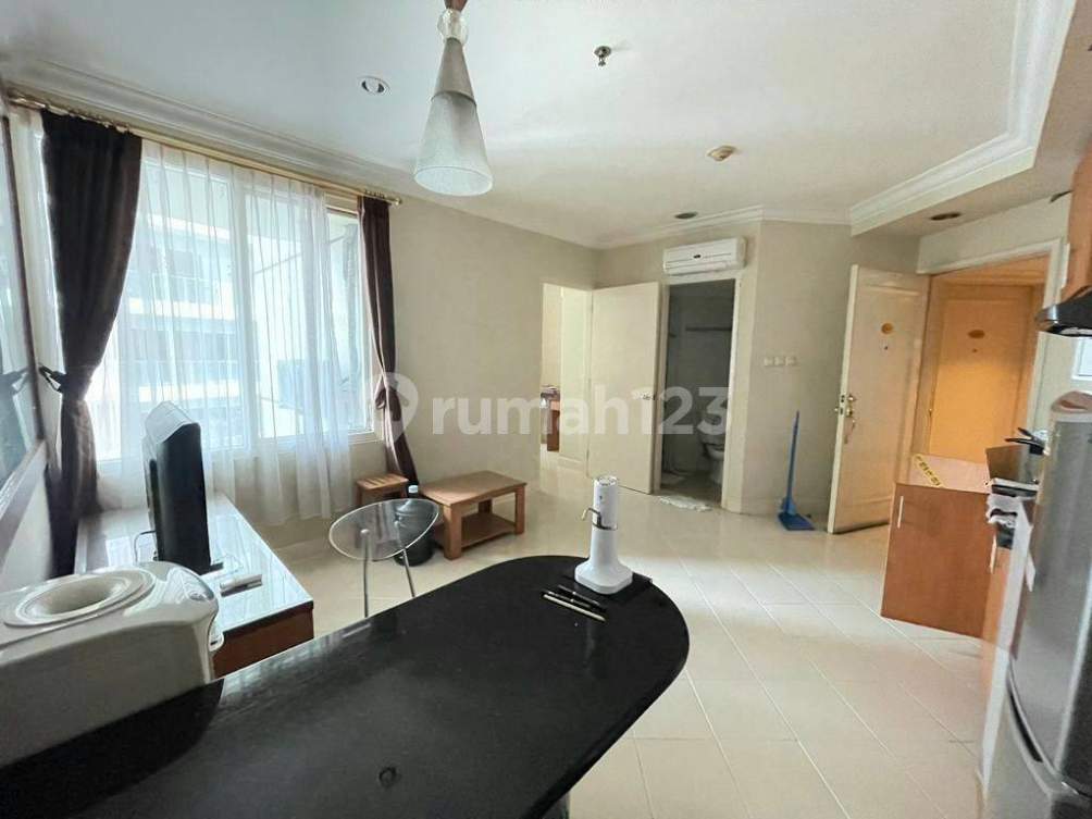 Furnished 1-Bedroom Apartment in Batavia Benhil
