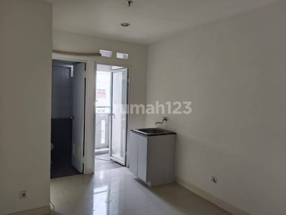 Modern Apartment Near Kelapa Gading