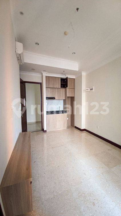 Modern 2BR Apartment with City Views