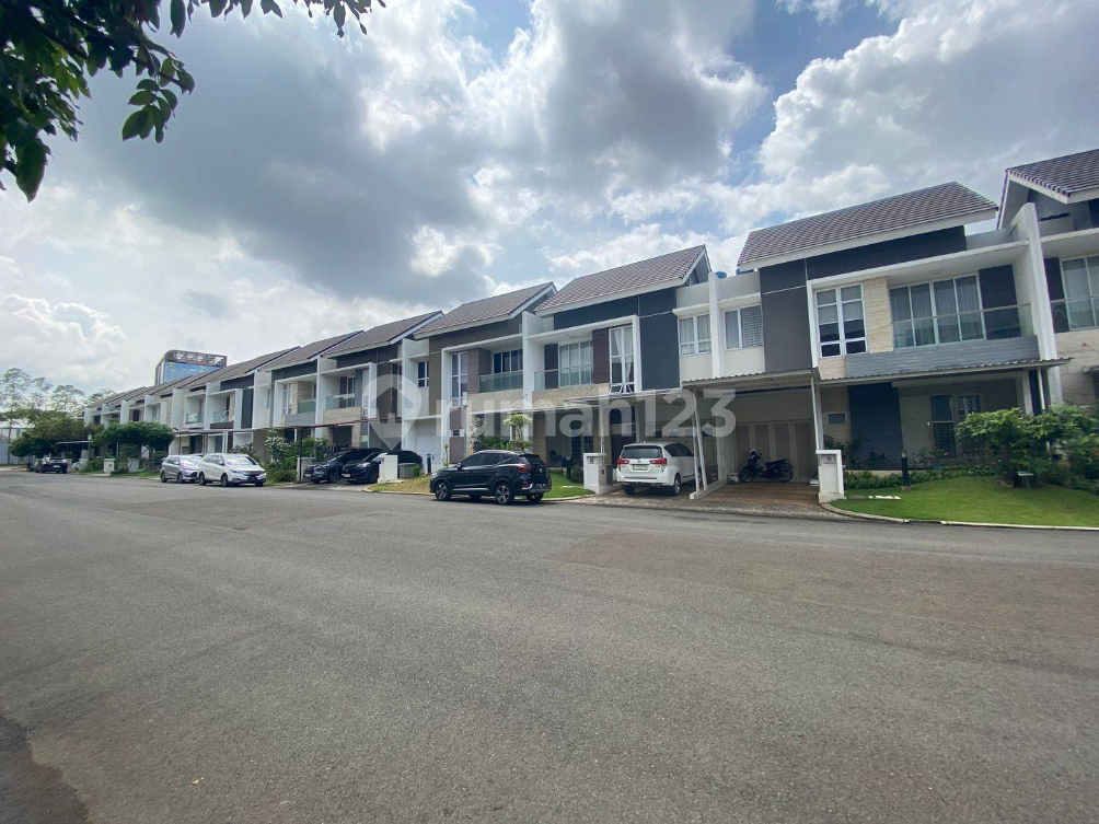 Modern Townhouse in Vivaldi Symphonia Gading Serpong