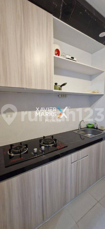 Semi-Furnished Studio Apartment with Mountain View