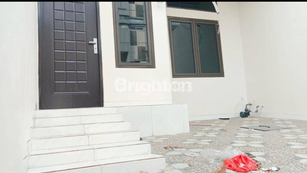 Modern Two-Story House Near Malls in Kelapa Gading
