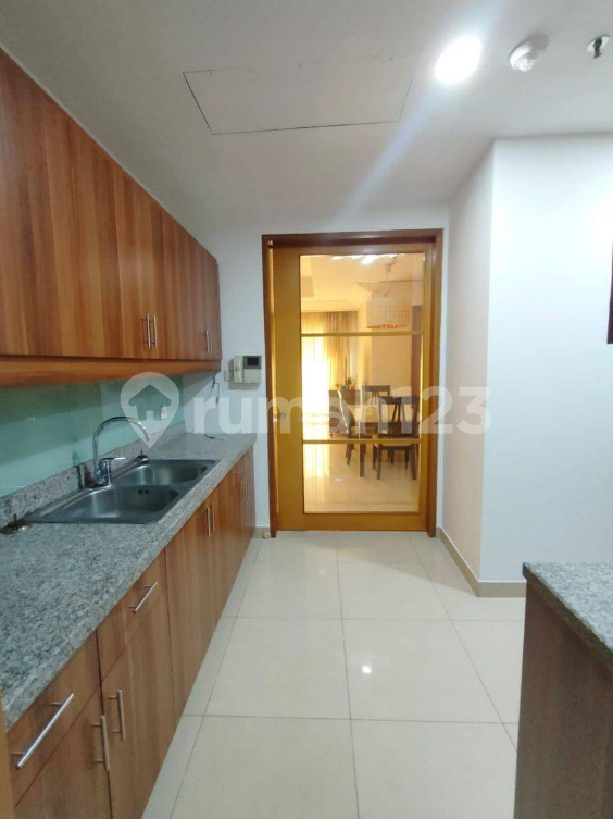 Spacious 2-Bedroom Apartment in Pakubuwono Residence Jakarta