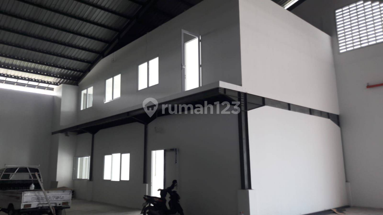 New Warehouse with Loading Dock and Office Space