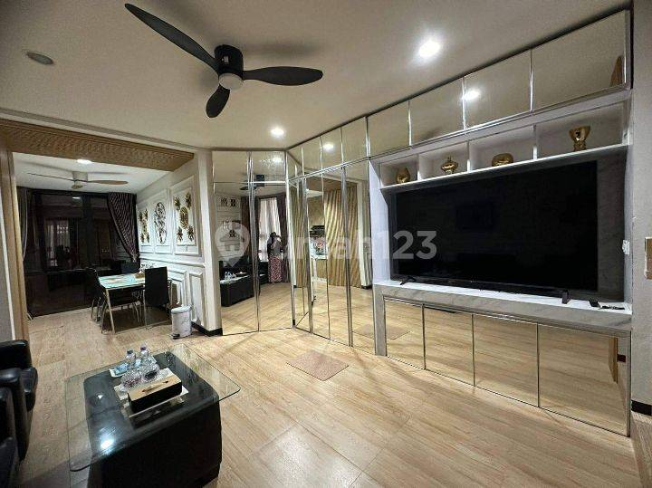 Modern Apartment Near Lippo Cikarang Industrial Area