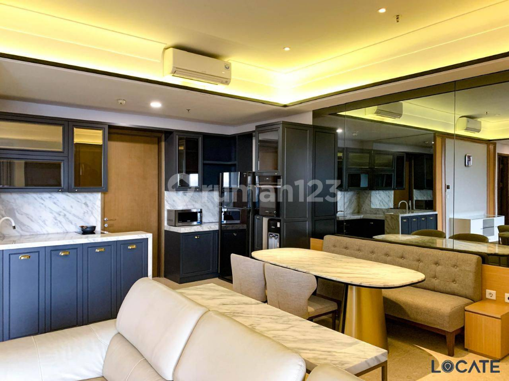 Modern Apartment with Designer Interior