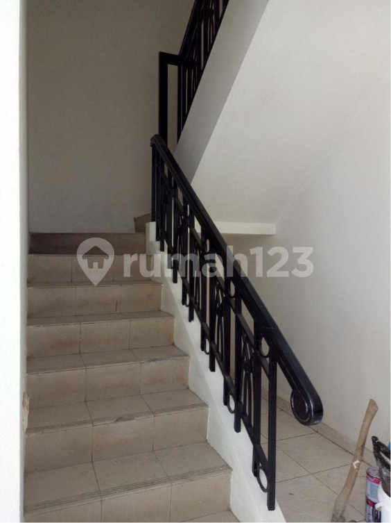 Modern Two-Story House in Gading Nirwa