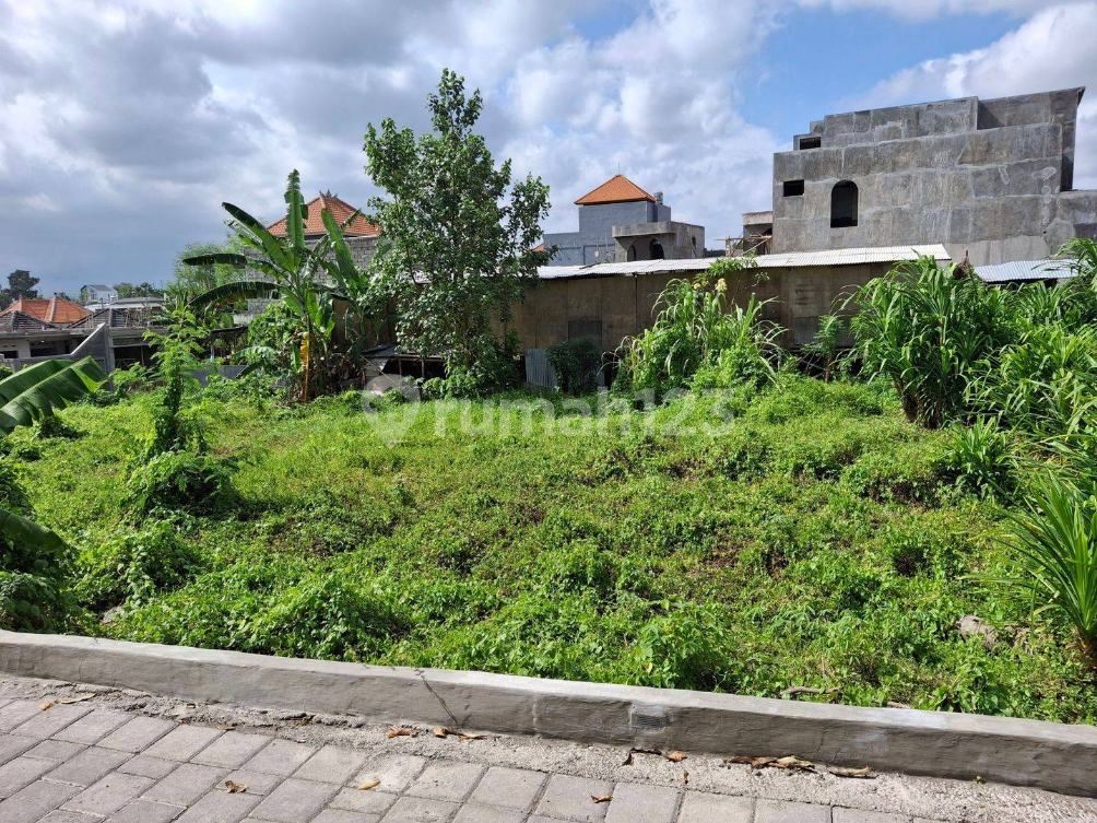 Land for Villa in Tourist Area