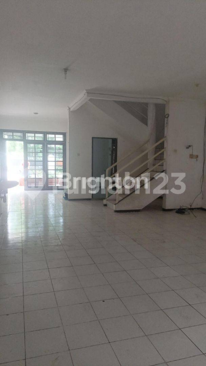 Spacious House Near Mall Kelapa Gading