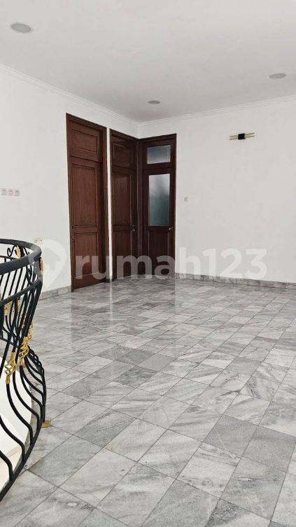 Spacious Two-Story House with Business Potential