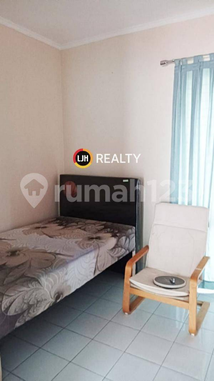 Modern 2-Bedroom House Near BSD City Toll