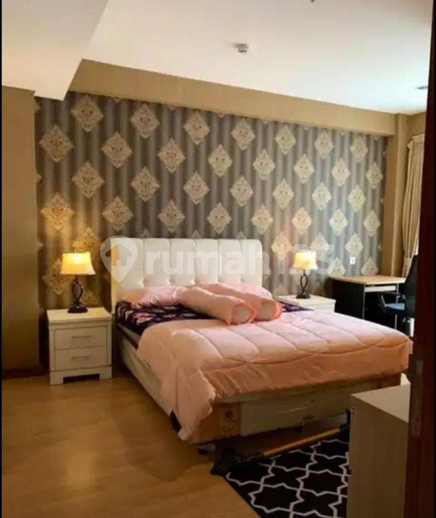 Luxurious 2BR Furnished Apartment with Mountain View