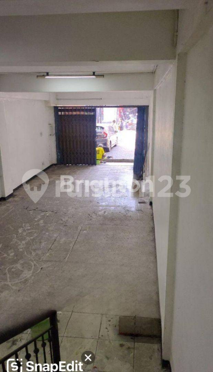 Strategic 3-Floor Commercial Building in Waru