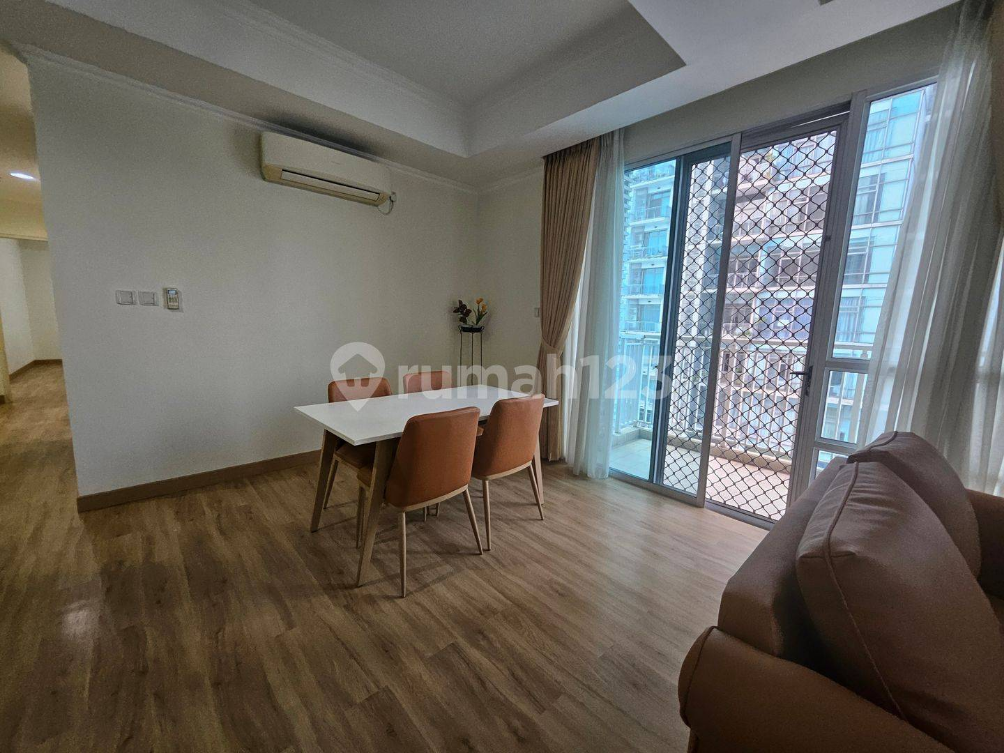 Modern 3-Bedroom Apartment with Green Surroundings