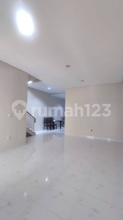 Modern Family Home in Villa Melati Mas
