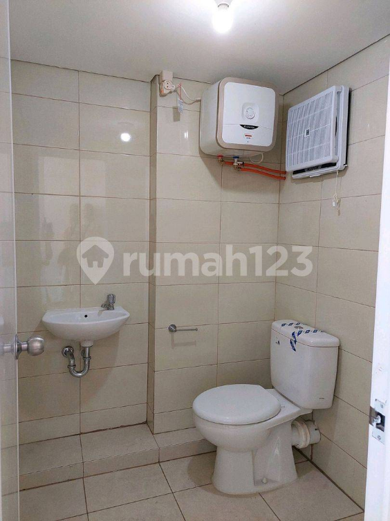 Semi-Furnished Studio Loft Near Ibnu Sina Hospital