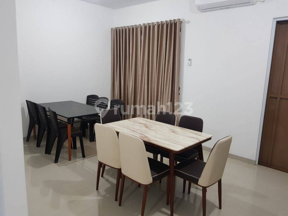 Furnished Two-Story House in Taman Golf Residence