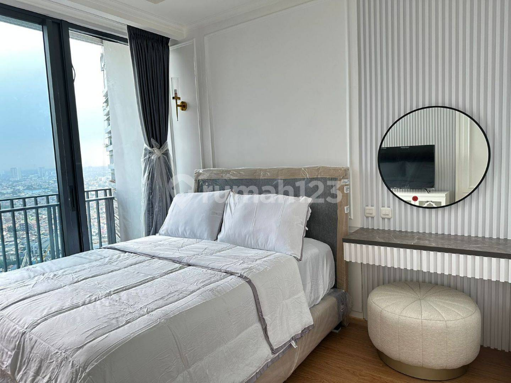 Modern 1BR Furnished Apartment in Central Jakarta
