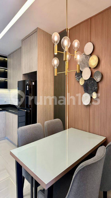 Modern 2BR Somerset Apartment with Private Lift