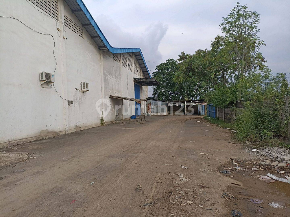 Industrial Warehouse Near Terboyo Terminal