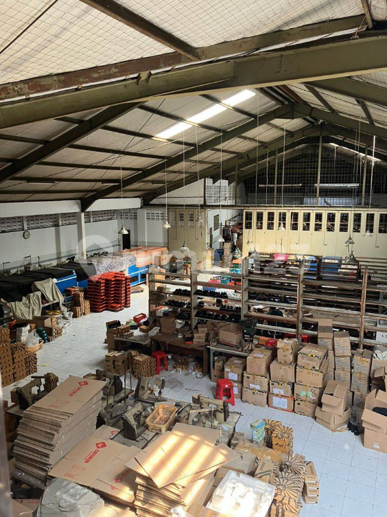 Large Warehouse/Office Space in Pharmindo Residential Complex