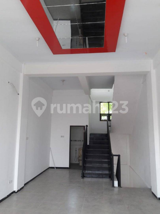 Three-Story Commercial Building for Rent in Baratajaya